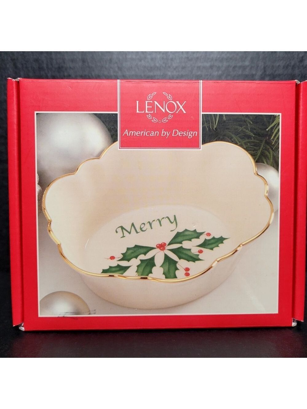 Lenox Holiday Oval Fluted Dish #822398